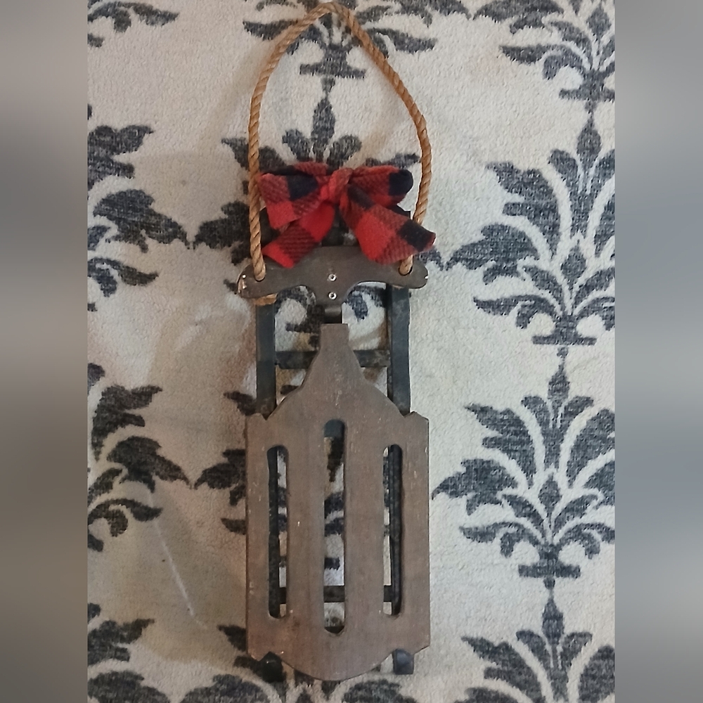 Rustic Wooden Sled Wall Decor with Red Bow (Approx 16inches x 6 inches)